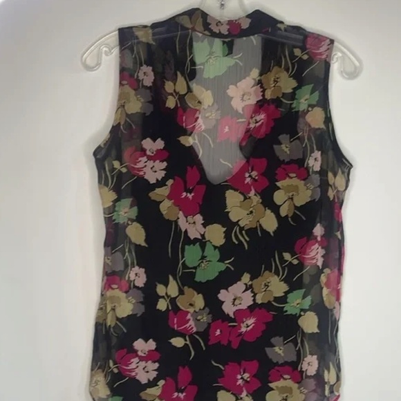 Stunning Ralph Lauren Sleeveless Ruffle Floral Chiffon Blouse I  Sz 6 - Picture 5 of 8